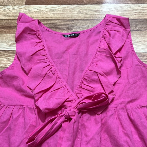 SHEIN Plunging Neck Ruffle Trim Bow Tie Front Top size L - Picture 4 of 14